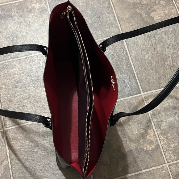 Coach purse - Picture 2 of 8